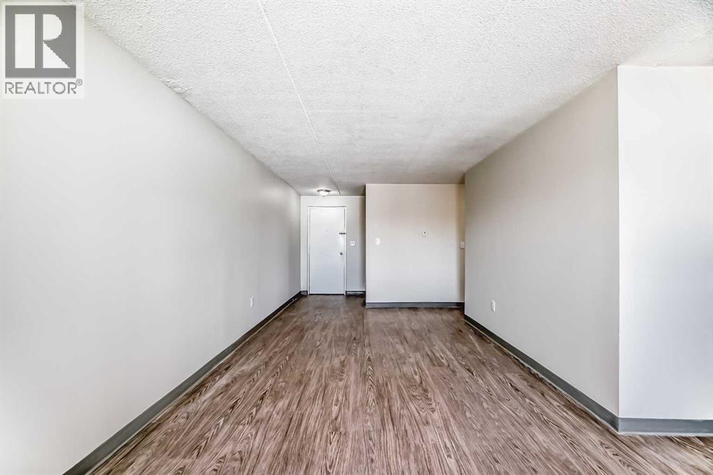 319 2 Avenue Property Photo 22