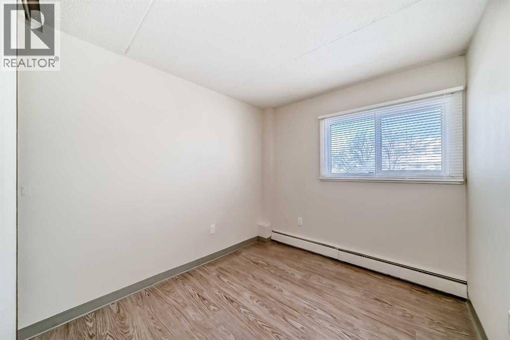 319 2 Avenue Property Photo 27