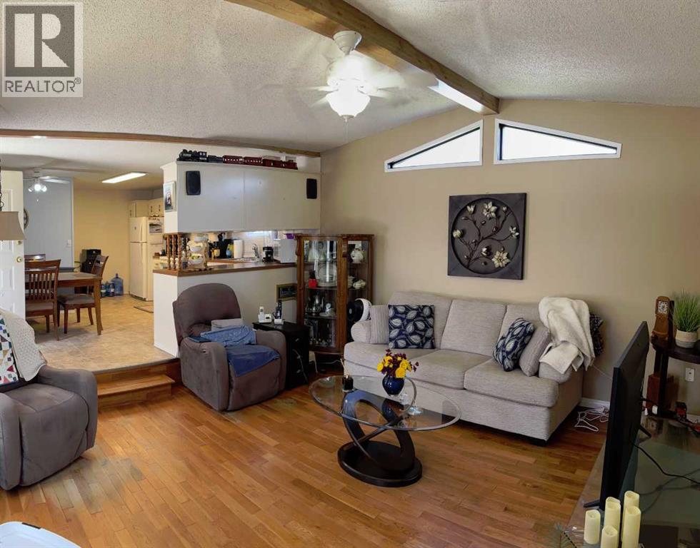 65 Parkside Drive Property Photo 4