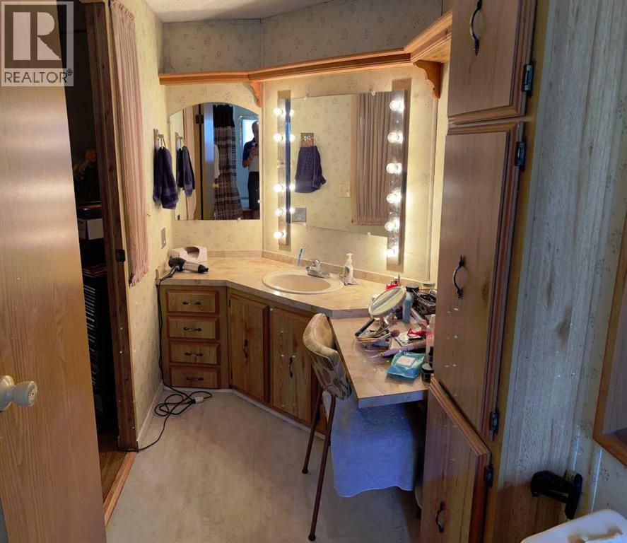 65 Parkside Drive Property Photo 10