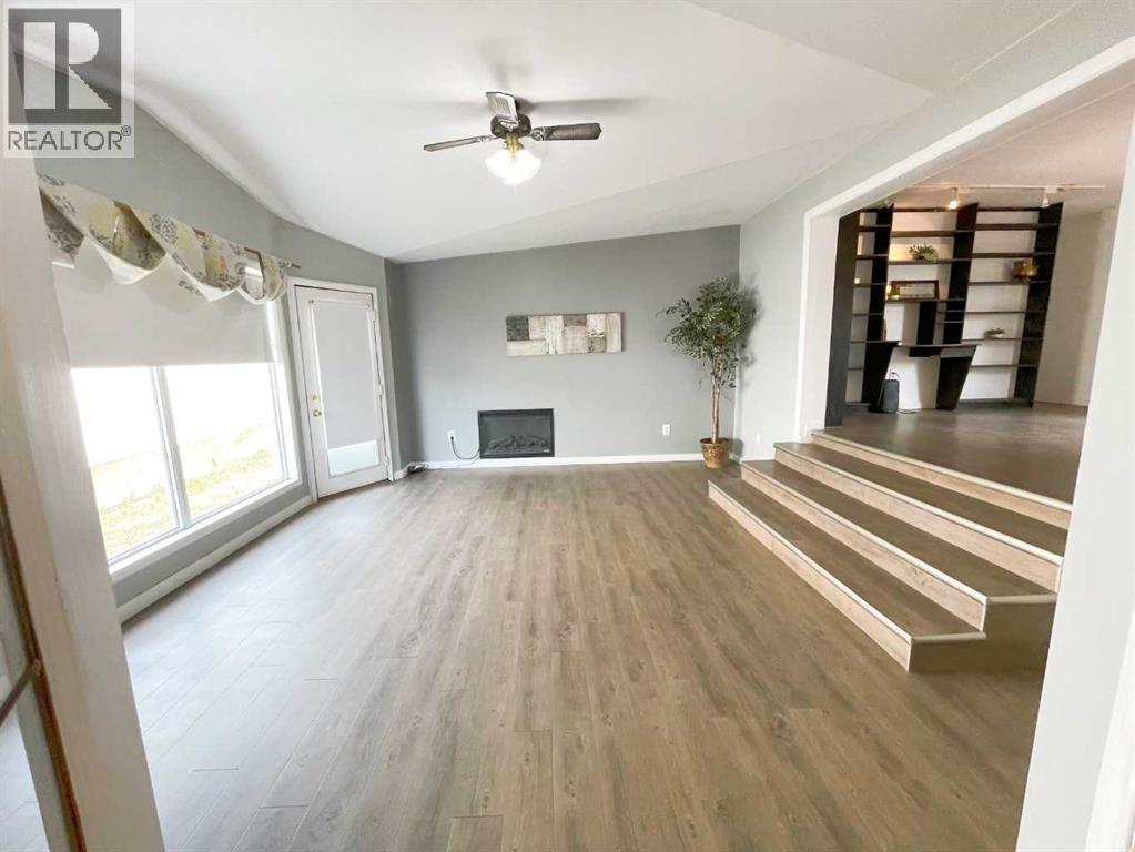 5301 2nd Street Property Photo 10