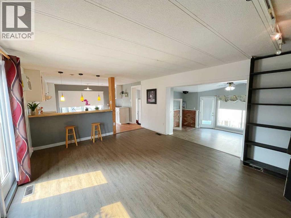 5301 2nd Street Property Photo 12