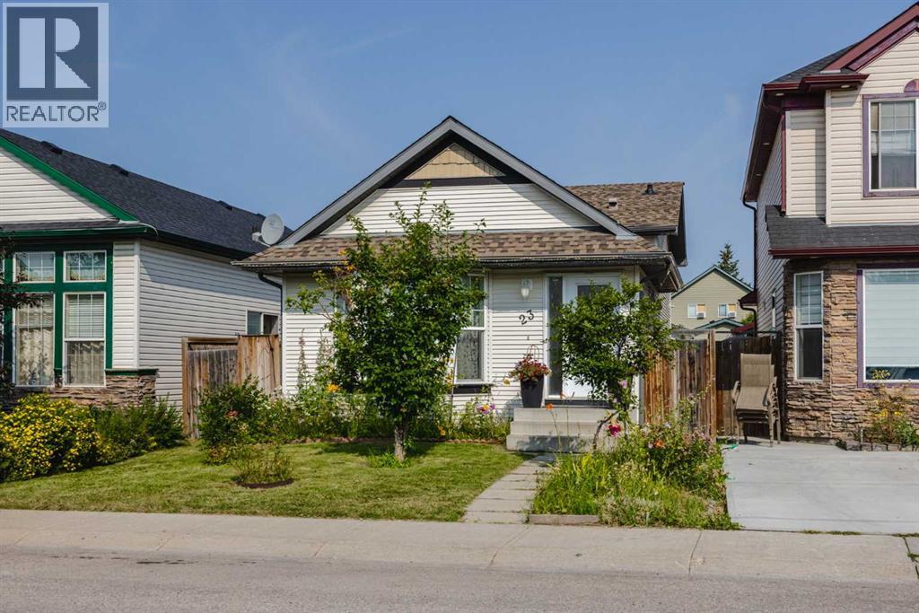 23 Tarington Way Ne Property Photo 1