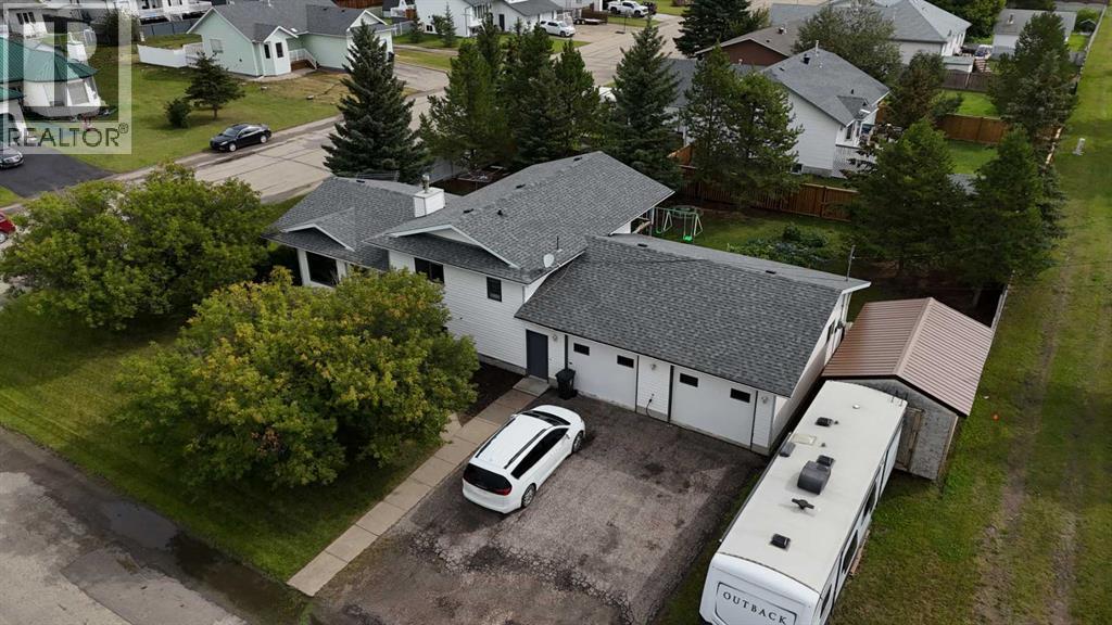 10602 101 Ave Property Photo 2