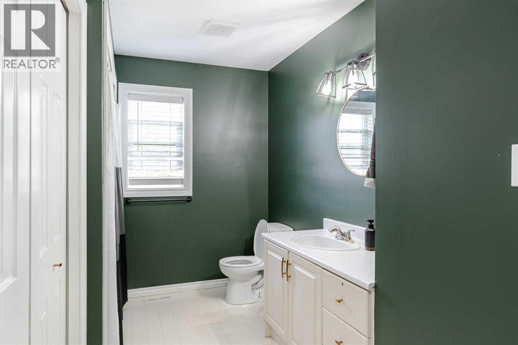 10602 101 Ave Property Photo 15