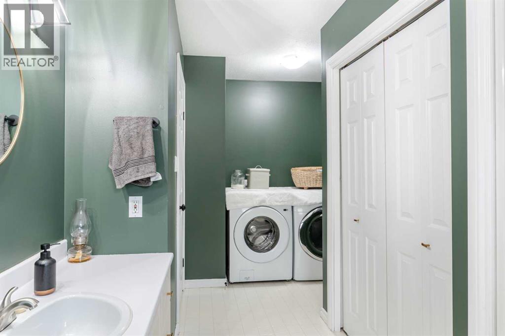 10602 101 Ave Property Photo 16