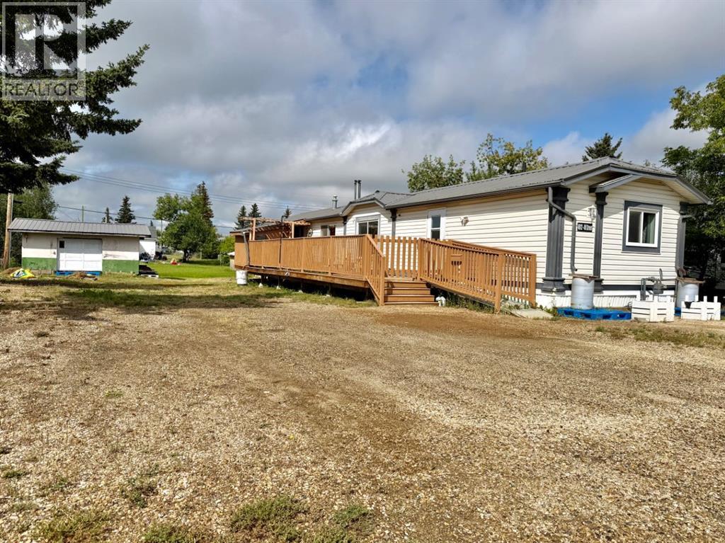 4612 48 Street Property Photo 1