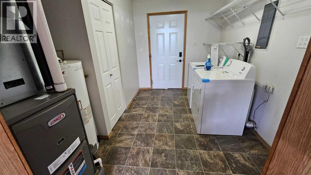 4810 Windsor Avenue Property Photo 11