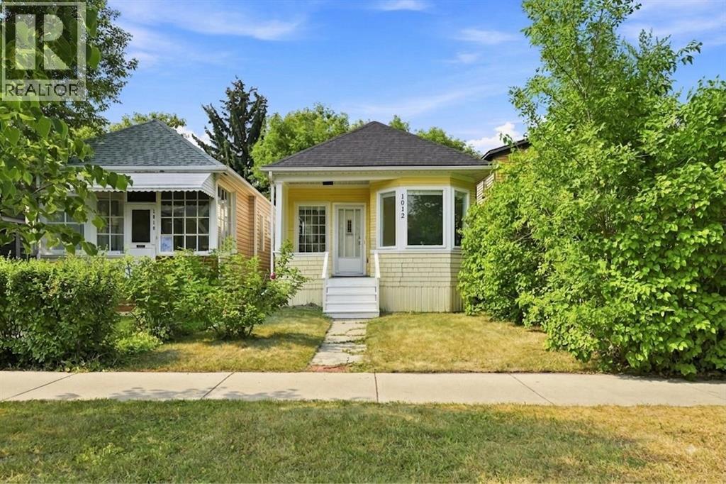 1012 1 Avenue Nw Property Photo 1