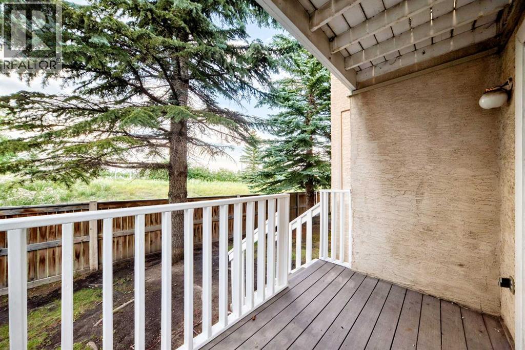 388 Sandarac Drive Northwest Property Photo 16