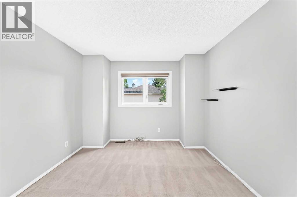 388 Sandarac Drive Northwest Property Photo 26
