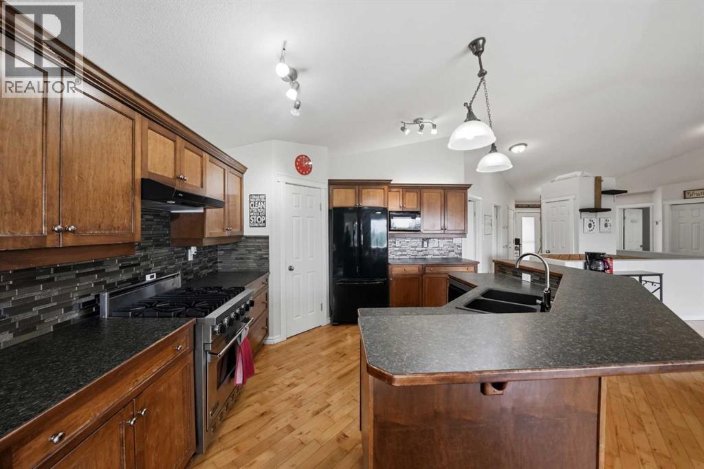 2 Estella Crescent Property Photo 17