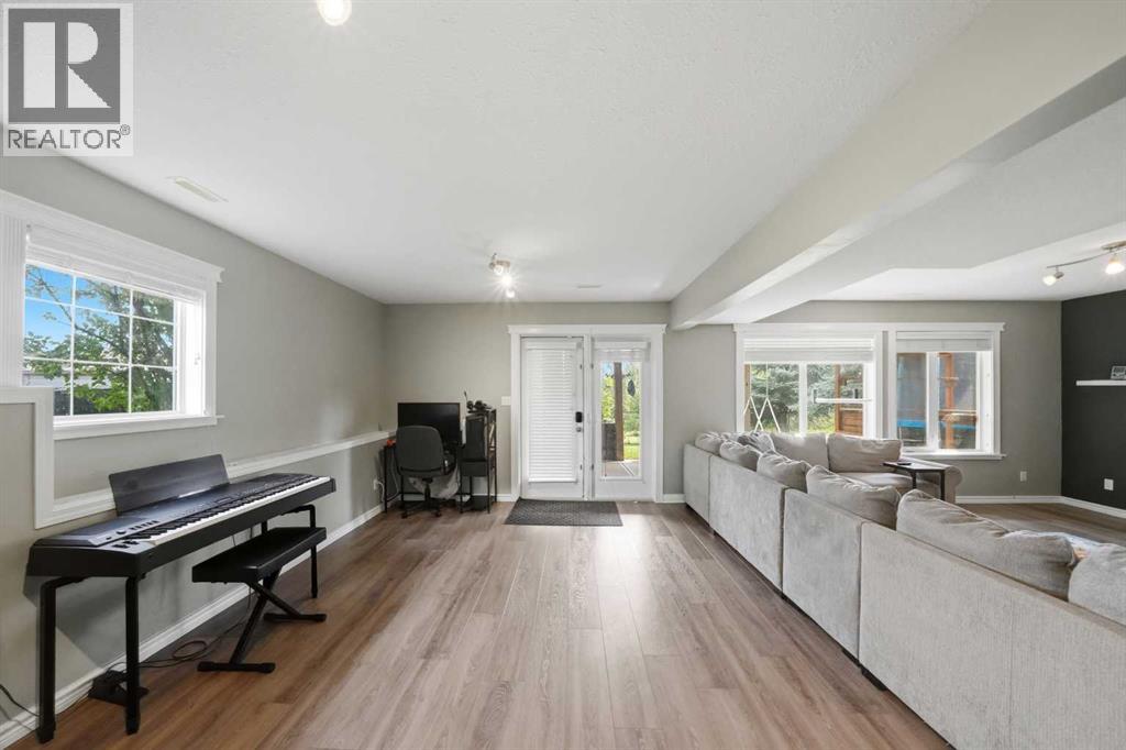 2 Estella Crescent Property Photo 30