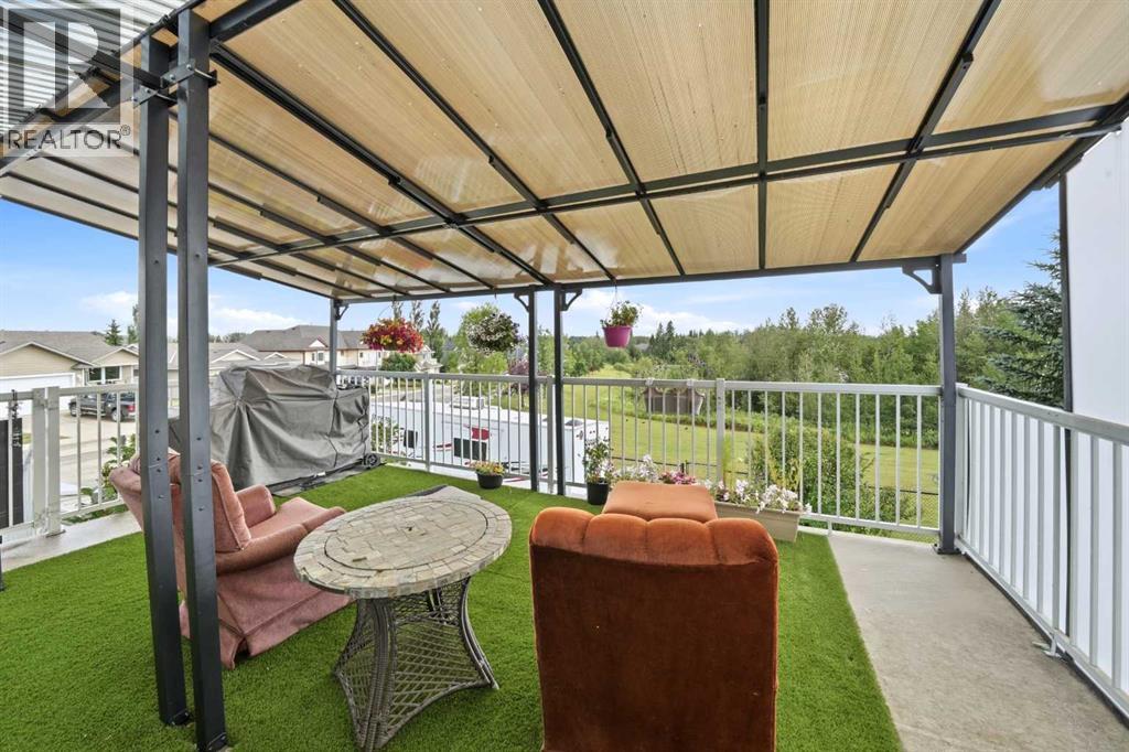 2 Estella Crescent Property Photo 38