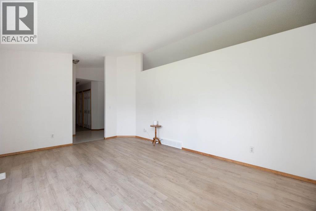 205 Cheecham Drive Property Photo 4