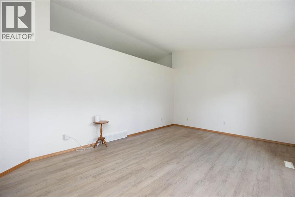 205 Cheecham Drive Property Photo 16
