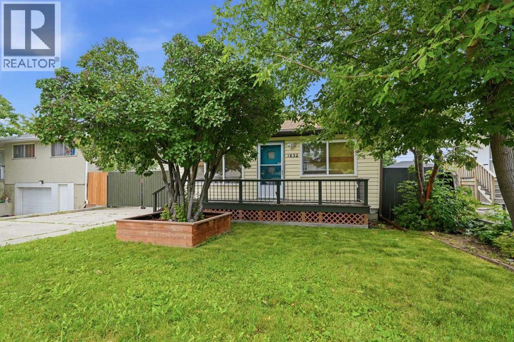 1832 43 Street SE Property Photo 1