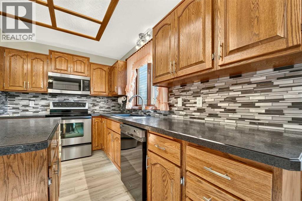 3606 Spruce Drive S Property Photo 22