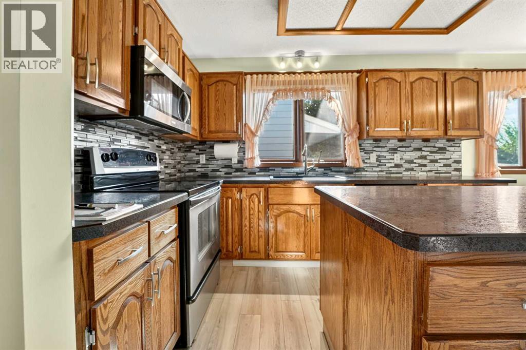 3606 Spruce Drive S Property Photo 23