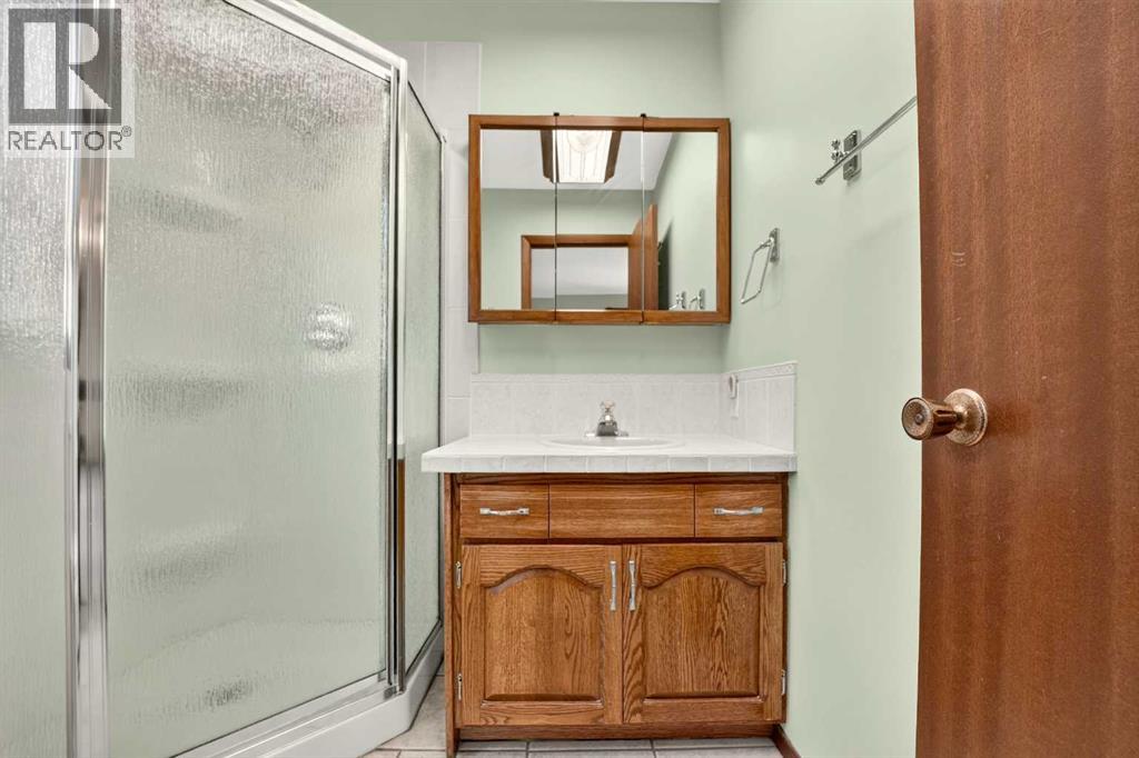 3606 Spruce Drive S Property Photo 36
