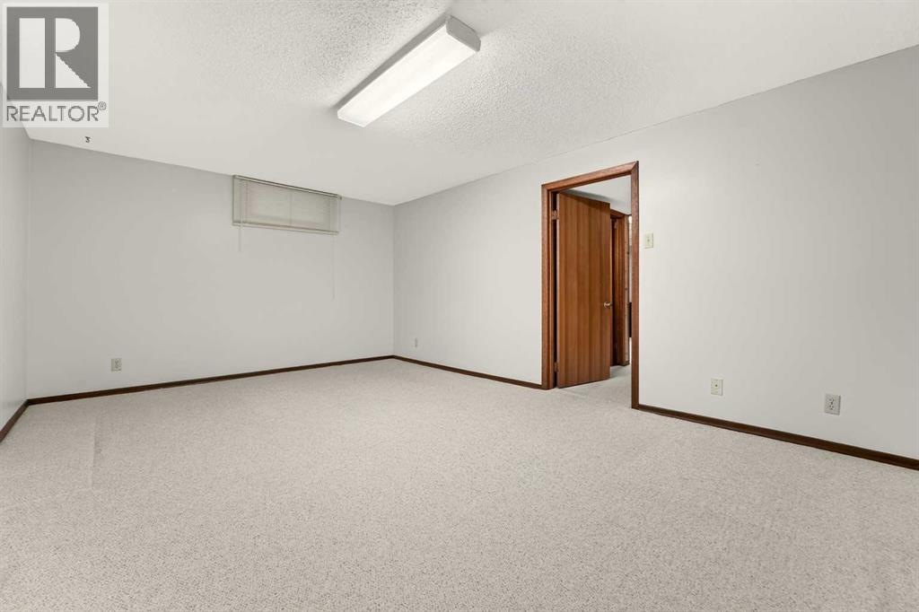 3606 Spruce Drive S Property Photo 43