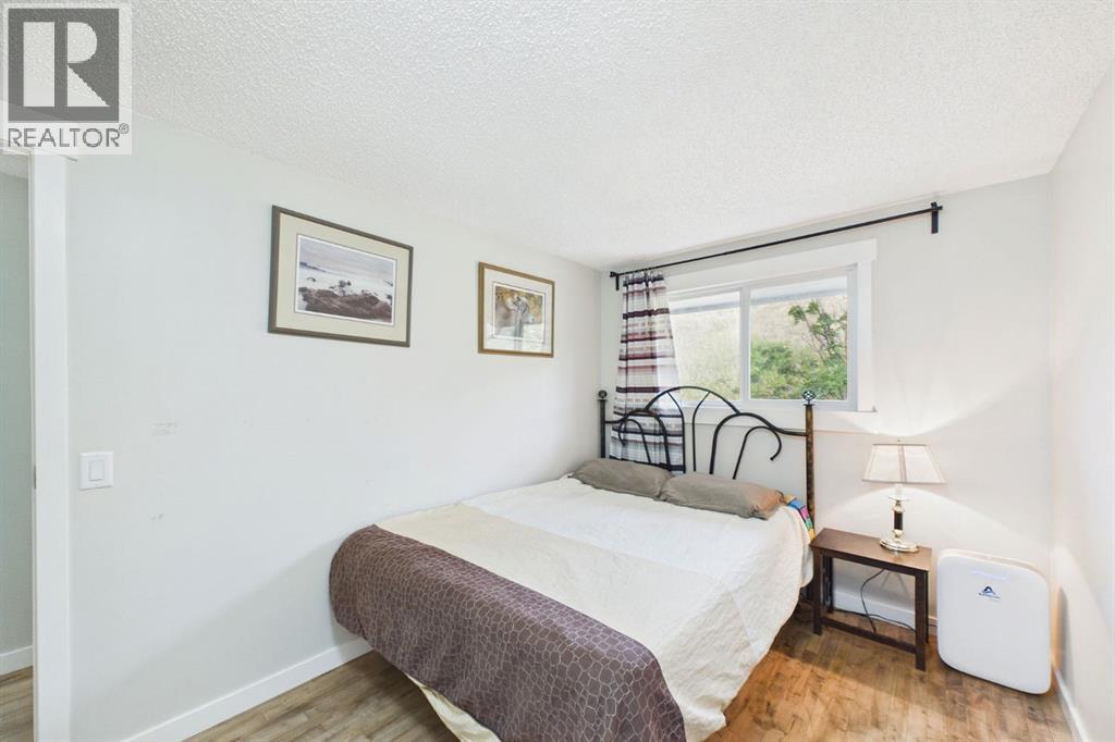 800 Bowcroft Place Property Photo 15