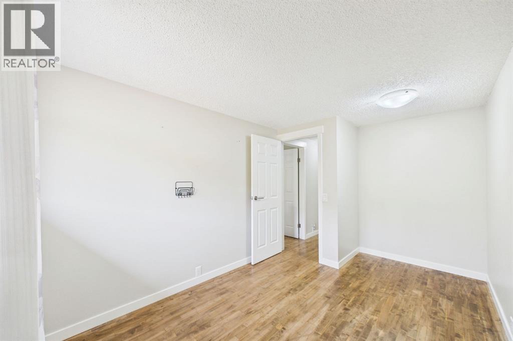 800 Bowcroft Place Property Photo 19