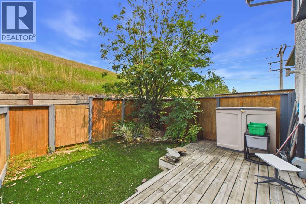 800 Bowcroft Place Property Photo 22