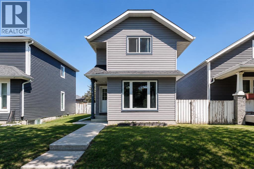 149 Taradale Close NE Property Photo 1