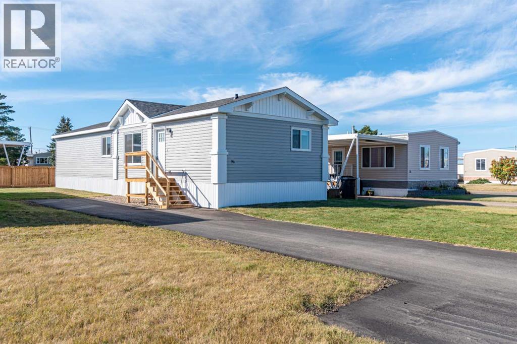 5308 57 Street Property Photo 1