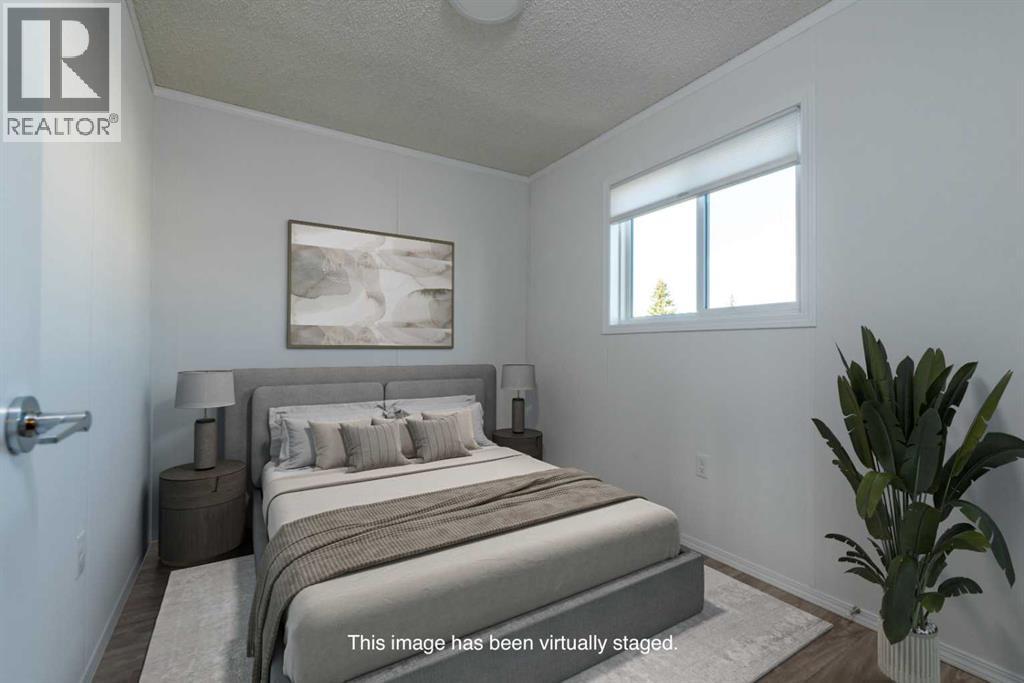 5308 57 Street Property Photo 10