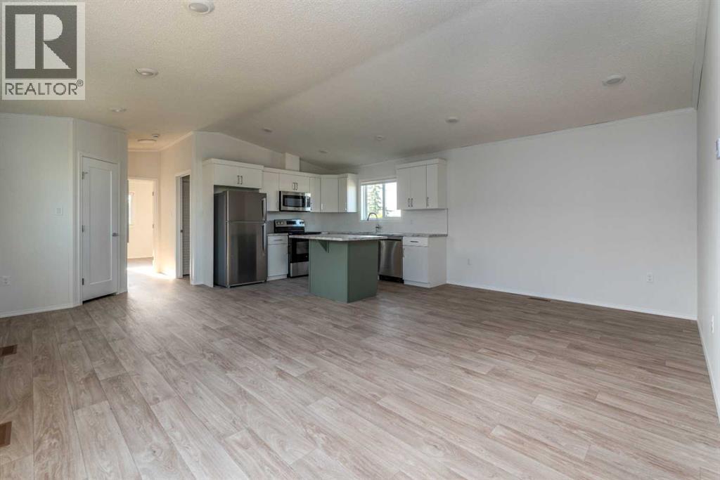 5308 57 Street Property Photo 11