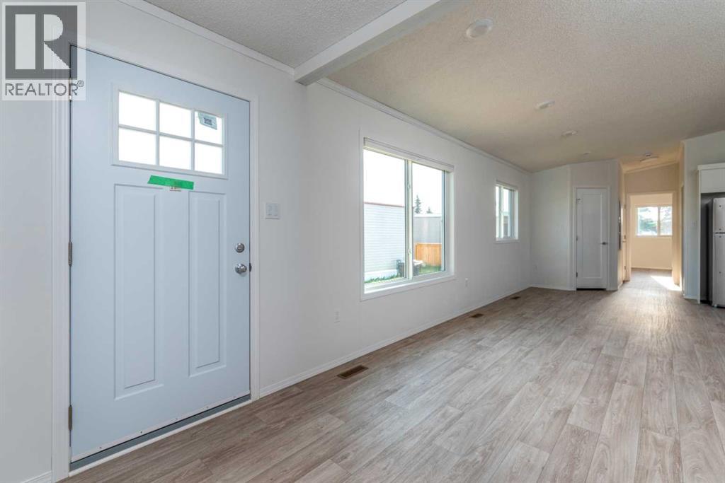 5308 57 Street Property Photo 12
