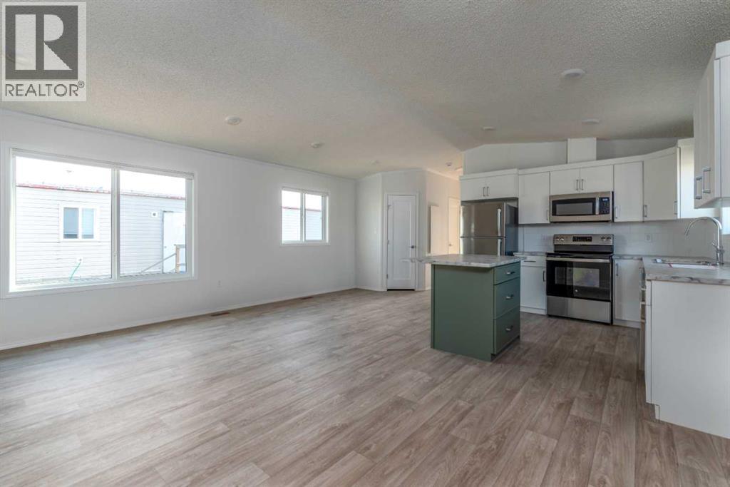 5308 57 Street Property Photo 13