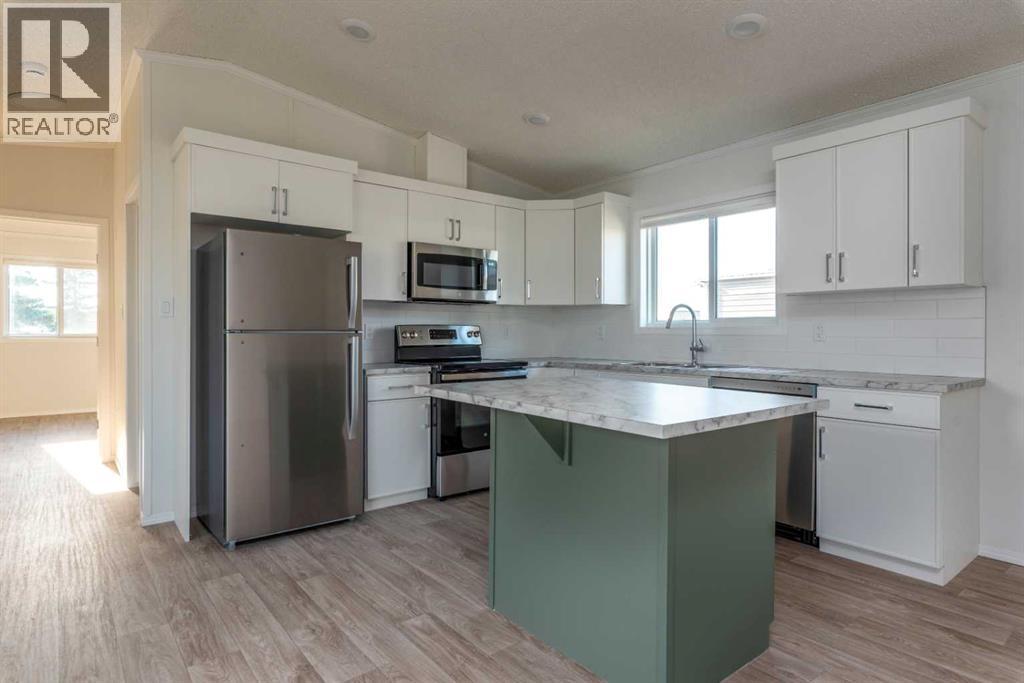 5308 57 Street Property Photo 14