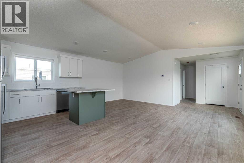 5308 57 Street Property Photo 18