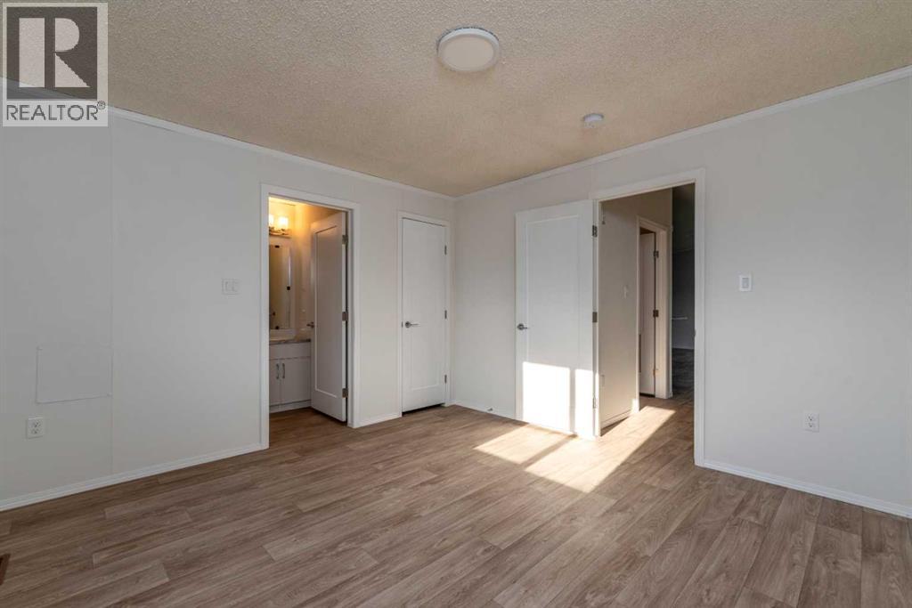 5308 57 Street Property Photo 21