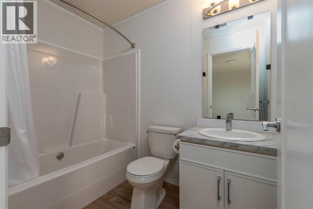 5308 57 Street Property Photo 23
