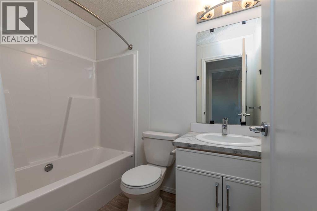 5308 57 Street Property Photo 26