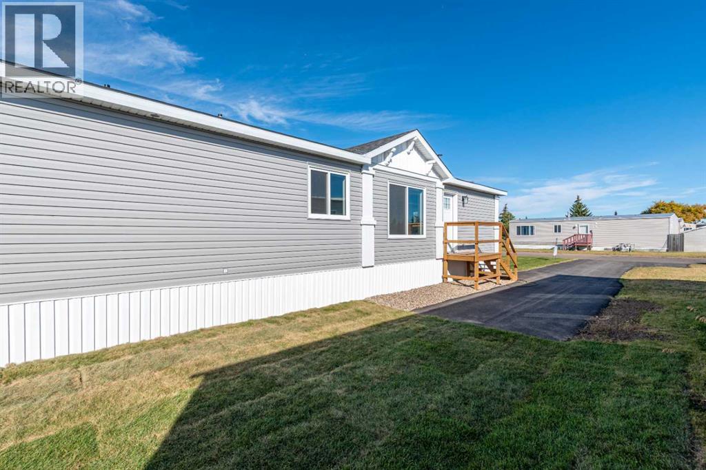 5308 57 Street Property Photo 36