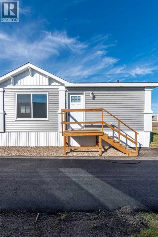 5308 57 Street Property Photo 38