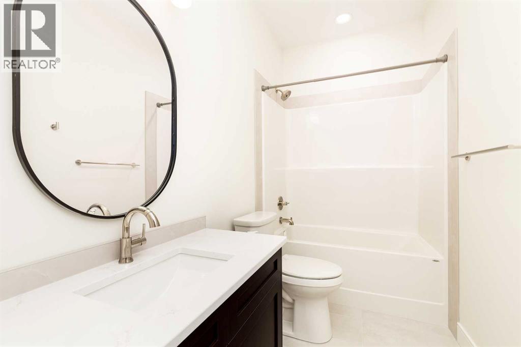 561 Malahat Green W Property Photo 26