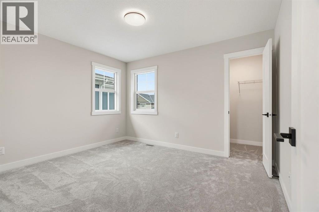 435 Kinniburgh Loop Property Photo 36