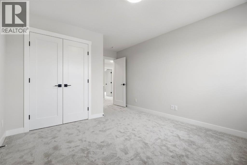 435 Kinniburgh Loop Property Photo 40
