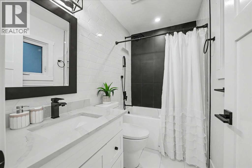 2615 Lougheed Drive Sw Property Photo 26