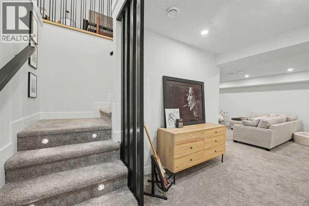 2615 Lougheed Drive Sw Property Photo 27