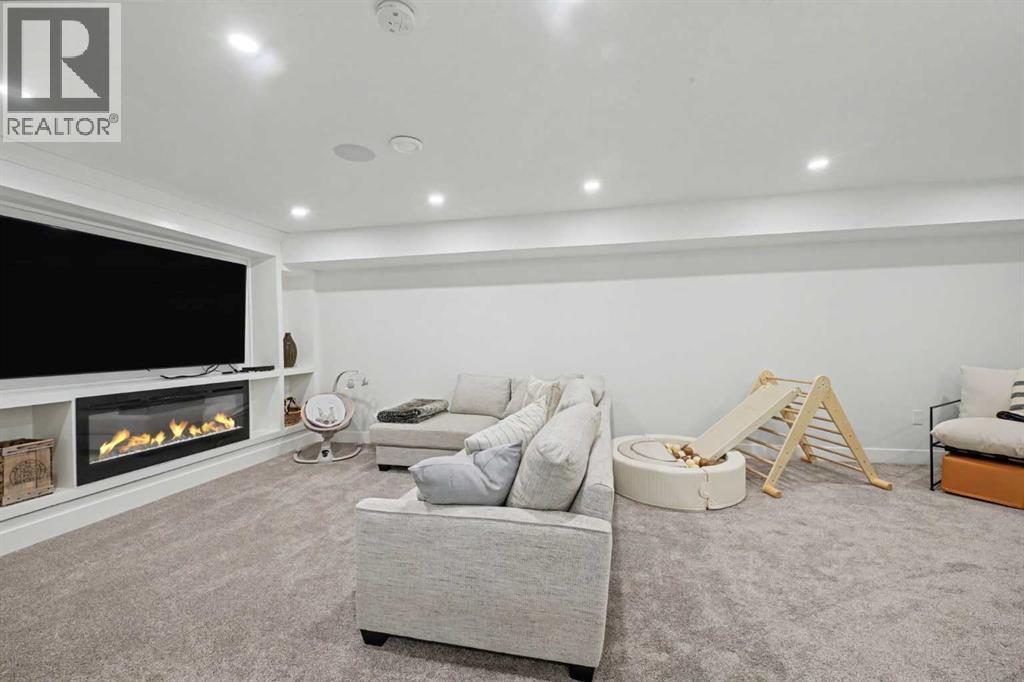 2615 Lougheed Drive Sw Property Photo 29