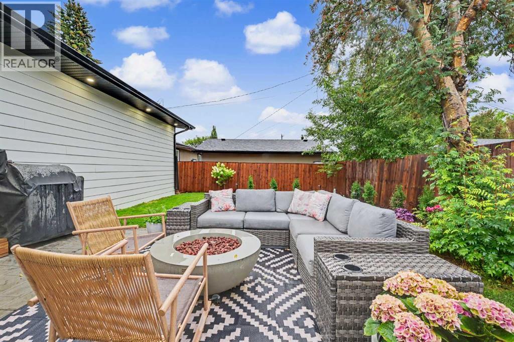 2615 Lougheed Drive Sw Property Photo 38