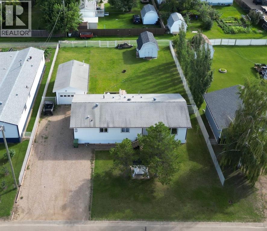 10629 101 Ave Property Photo 2