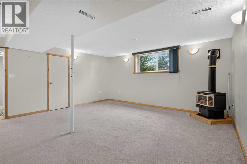 152 Maddock Way Ne Property Photo 24